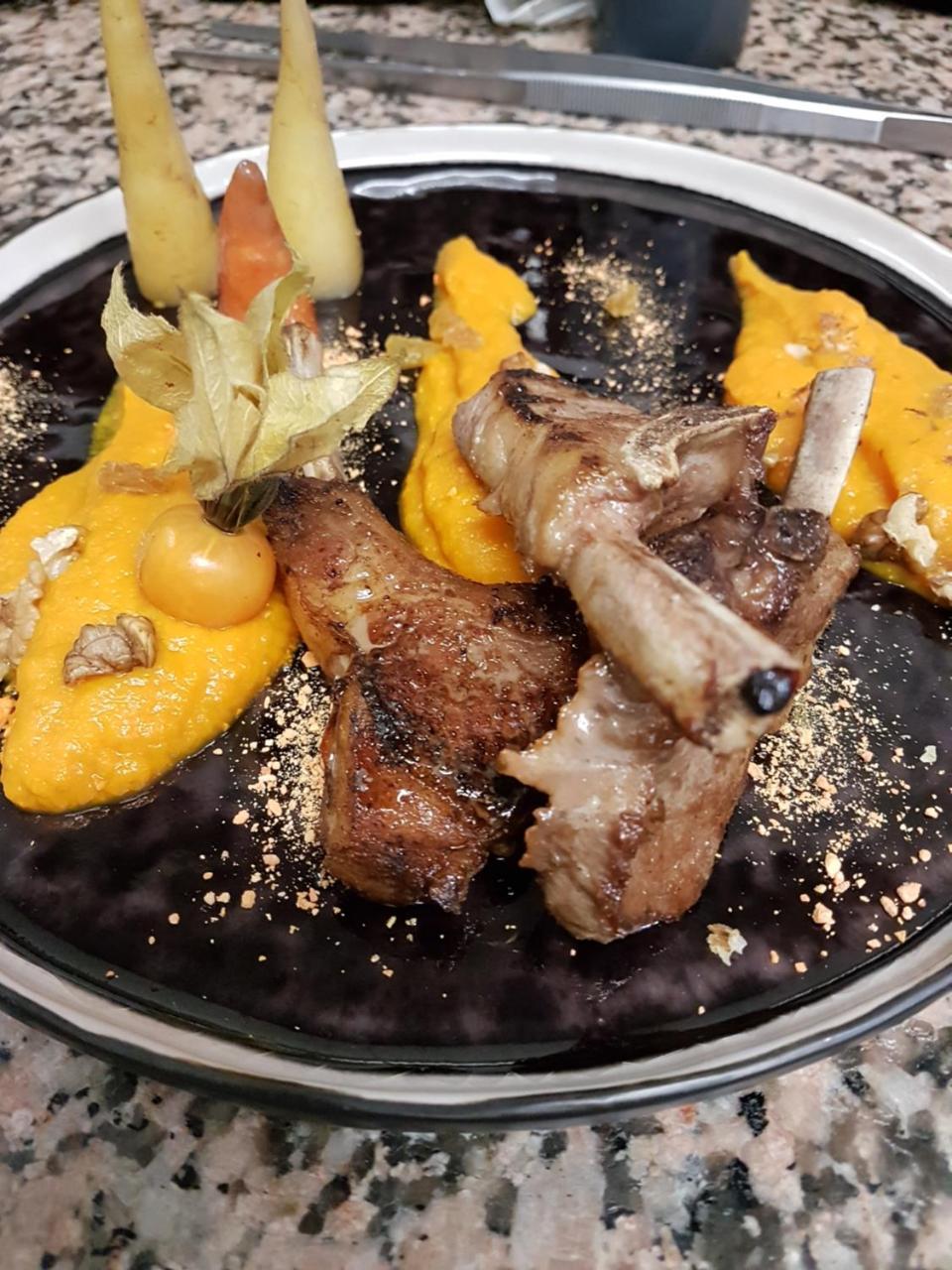 Logis Hotel Restaurant Entre Nous Langeac Dış mekan fotoğraf